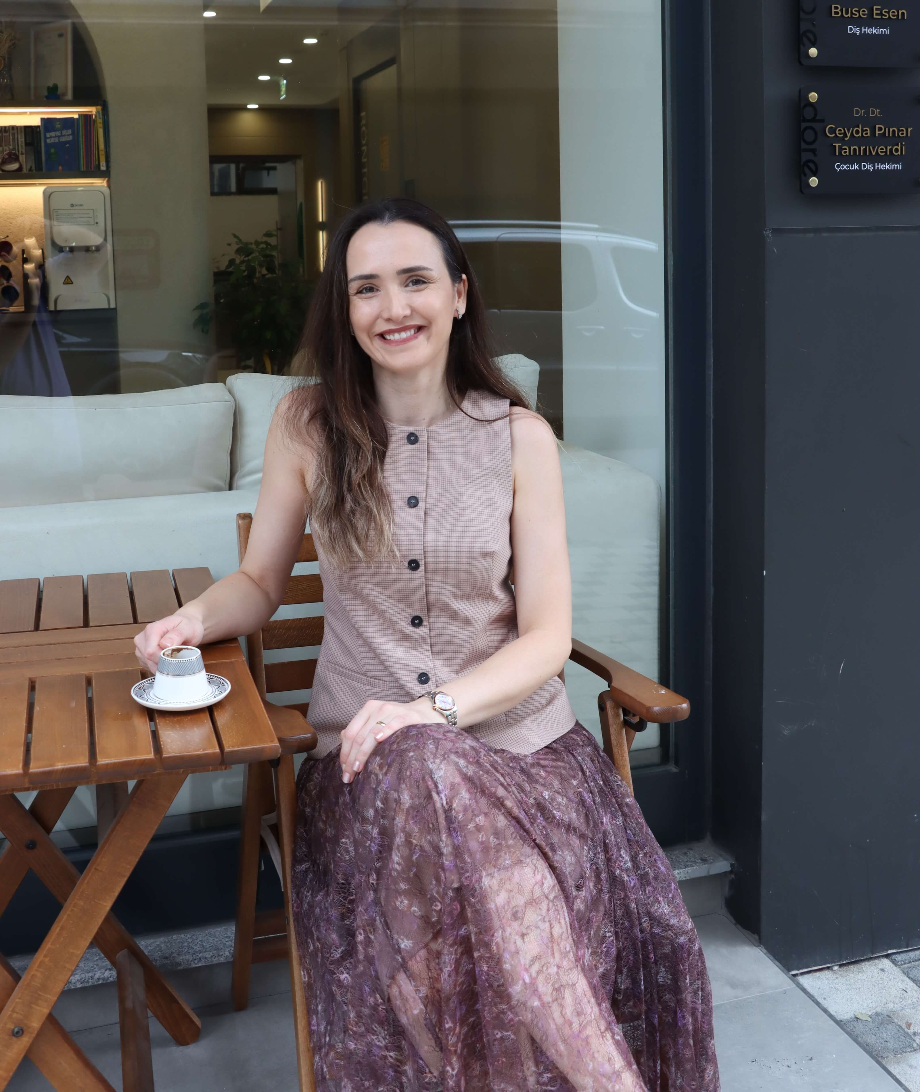 Uzm. Dt. Merve Özkan Akagündüz — Doredent Ortodonti Uzmanı