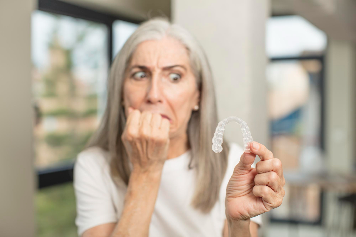 Yetişkinlerde Ortodonti 30'unda, 40'ında Diş Düzeltmek İçin Geç mi?